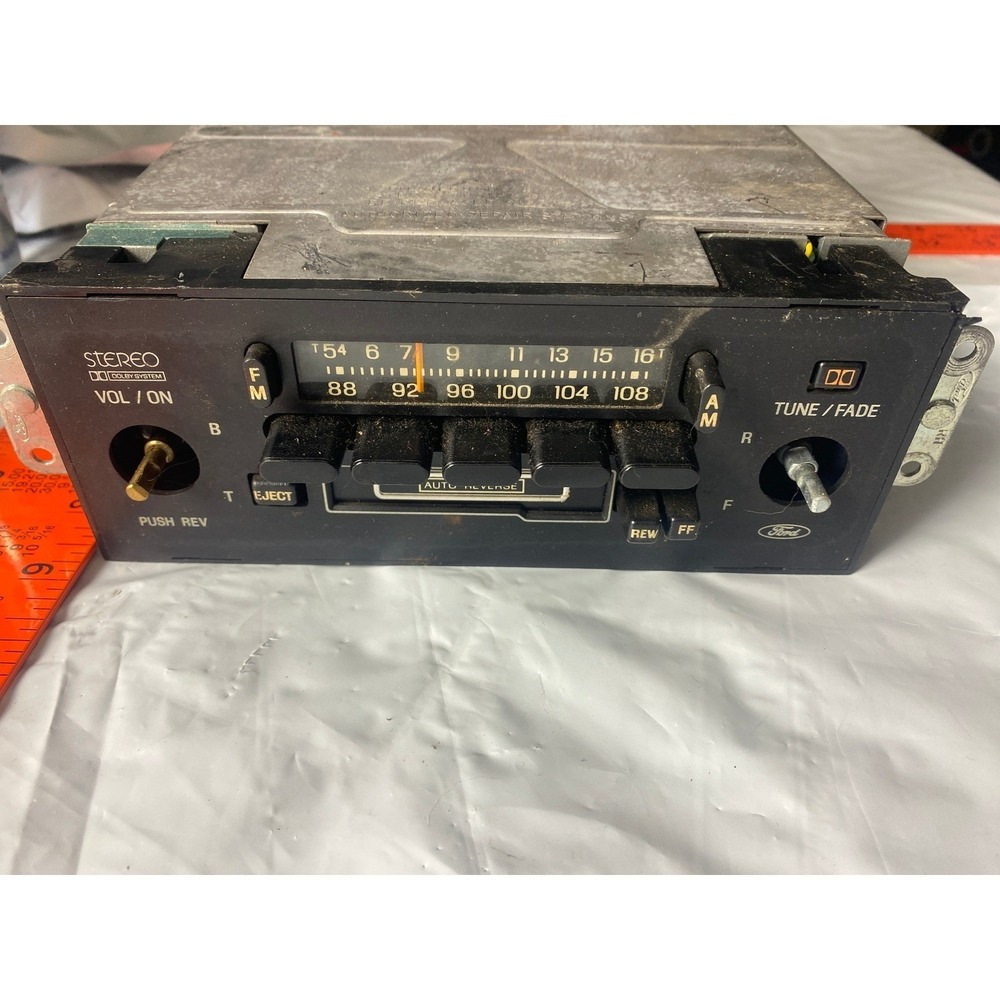 Vintage Ford AM/FM Auto Reverse Cassette Stereo Dolby 12V Radio Parts Repair